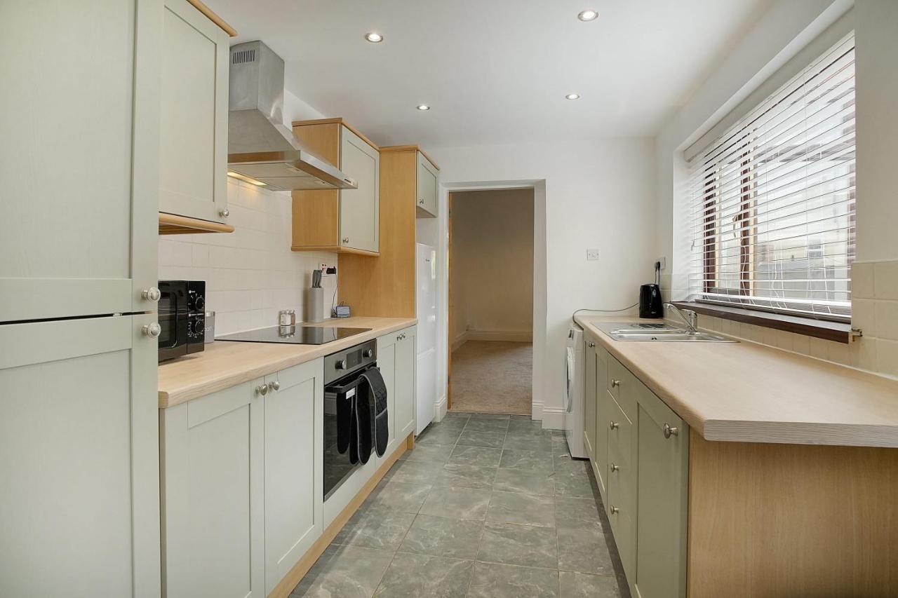 Lovely 2-Bedroom Home In Langley Park, Sleeps 4 Durham Exterior photo