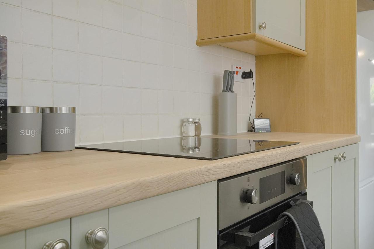 Lovely 2-Bedroom Home In Langley Park, Sleeps 4 Durham Exterior photo